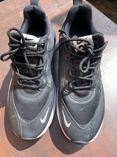 Nike Air size 6