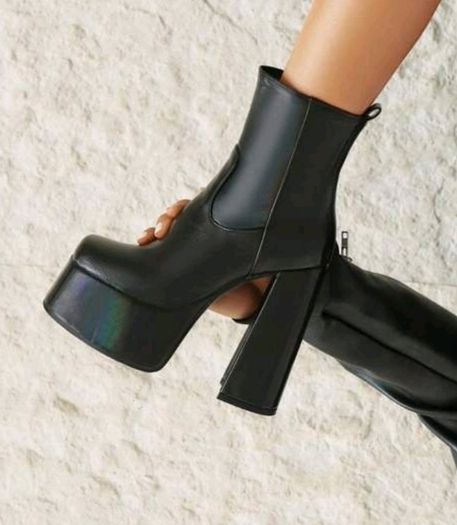 Black Chameleon Waterproof Ultra High Platform  Ankle Boots, size 40