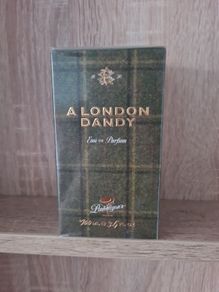 Penhaligon's A London Dandy Eau De Parfum 100ml Full Size. Gift Bag included. Plastic wrapped. Multiple Penhaligon's perfumes sold see my sold ads. 100 per cent authentic