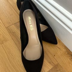 Kurt Geiger black heels, never worn