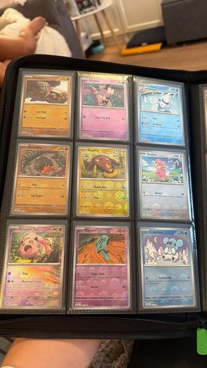 Pokemon - English Poke Balls