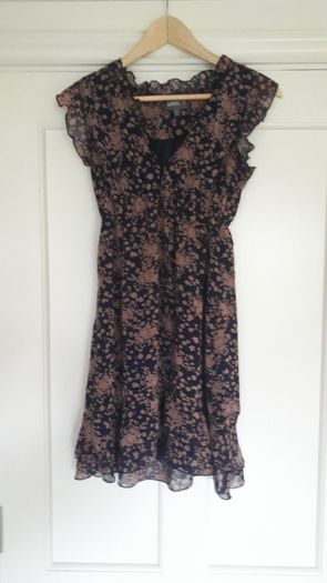 Beautiful Apricot dress Size 10