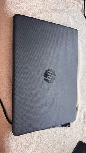HP Notebook Intel Celeron 1.1ghz 4gb ram 60gb storage