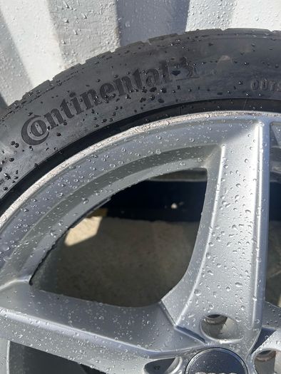 Genuine Audi A5/S5 18" Alloy Wheels - AllSeason Tyres