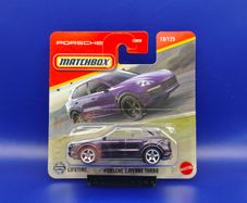 Matchbox Porsche Cayenne Turbo, new.