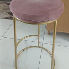 bar stool from smoke and pet free home