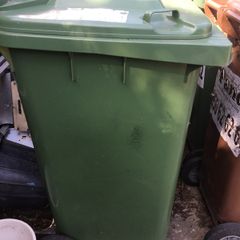 Wheelie bin