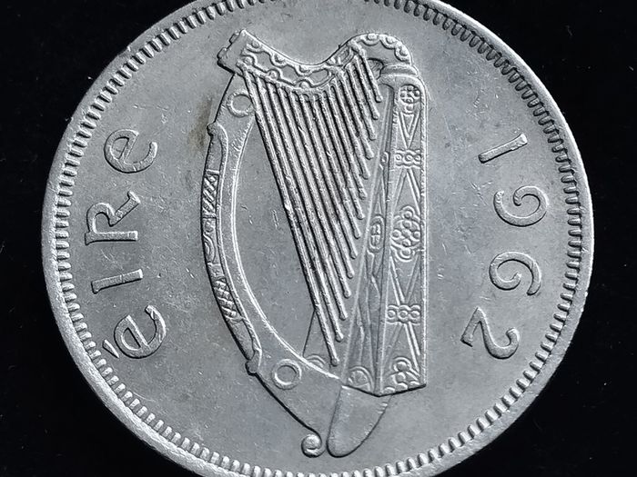 Ireland - 1962 - Florin - Salmon - KM.15a - [509]