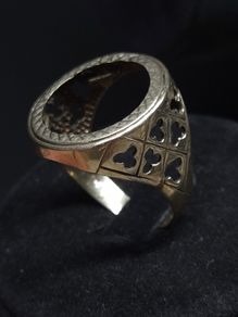 Vintage 9ct Gold Sovereign Ring Mount