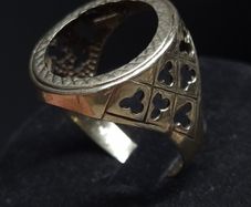 Vintage 9ct Gold Sovereign Ring Mount