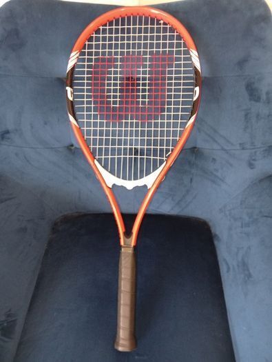 Wilson Roger Federer Tennis Racquet Stop Shock Red Black Grip 4 3/8" unused-swords collection