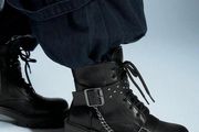 Amazing Goth  / Grunge Style Boots size 6 - fab leather look - studs - chains &amp; metal clasps!
