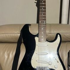 Electric Guitar with cable and strap