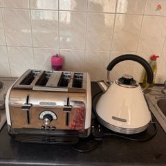 toaster and kettle