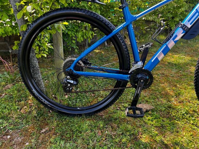 Trek Marlin 6 ( Fully Serviced )