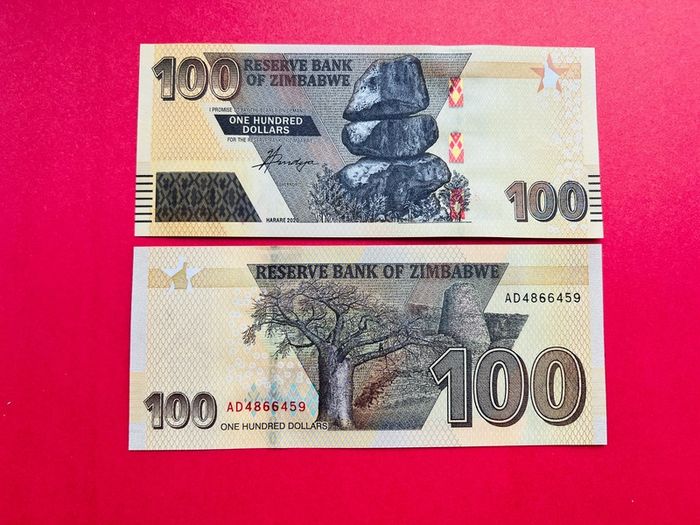 Zimbabwe  100 Dollars  2020 . Pick  106a   VERIFIED UNDER UV LIGHT .( Uncirculated )