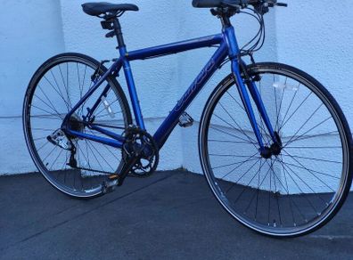 Carerra Gryphon Flatbar Road Bike In Excellent Condition. No Offers