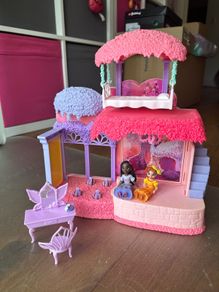 Encanto Isabela House Set