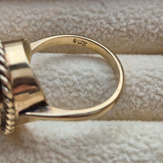 Ring gold 9k 375  with blue amethyst size L (51)( around 6g)
