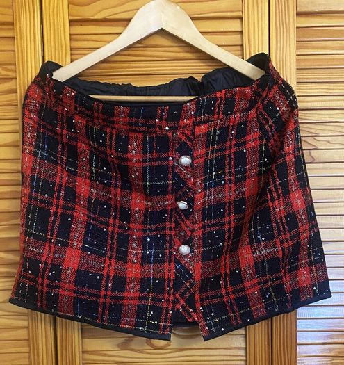 Red Check and Buttons