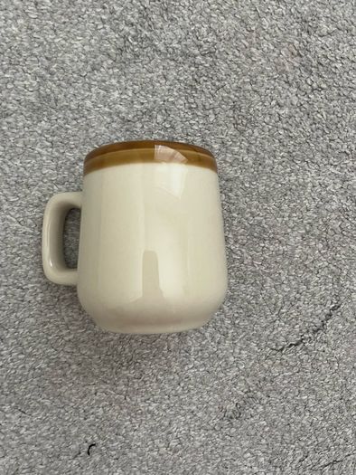 Retro Irish Ceramic Mug From the Hills of Ireland Shamrock Cottage
