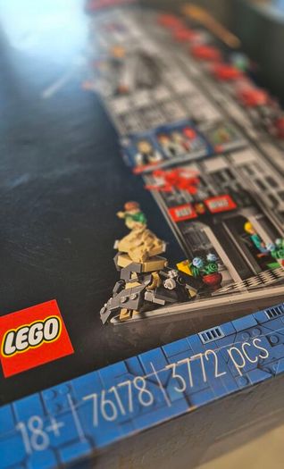 Lego 76178 Daily Bugle, box, all figures,