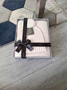 Hat and Scarf set
