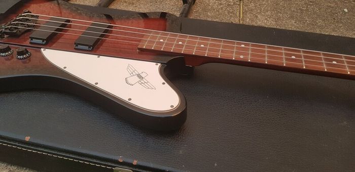 Epiphone Thunderbird bass + hardcase