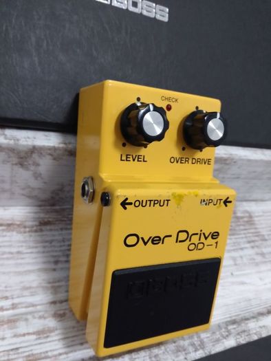 BOSS OD-1 - OverDrive (MIJ, 14pin OpAmp, SilverScrew, LongDash).