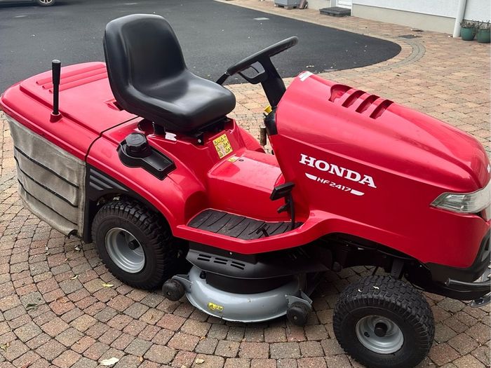 Ride-on  Lawnmower Honda