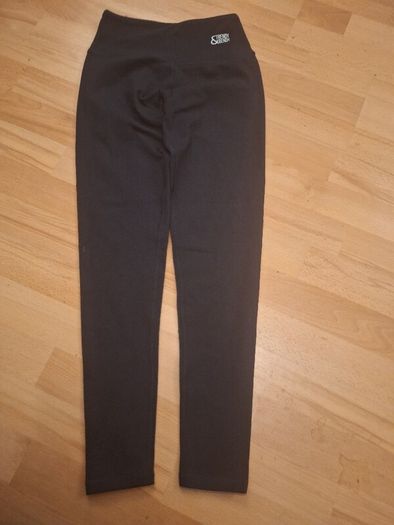 Leggings/Trendy and Bendy Jeggings .. Size: X-Small .. Price Drop