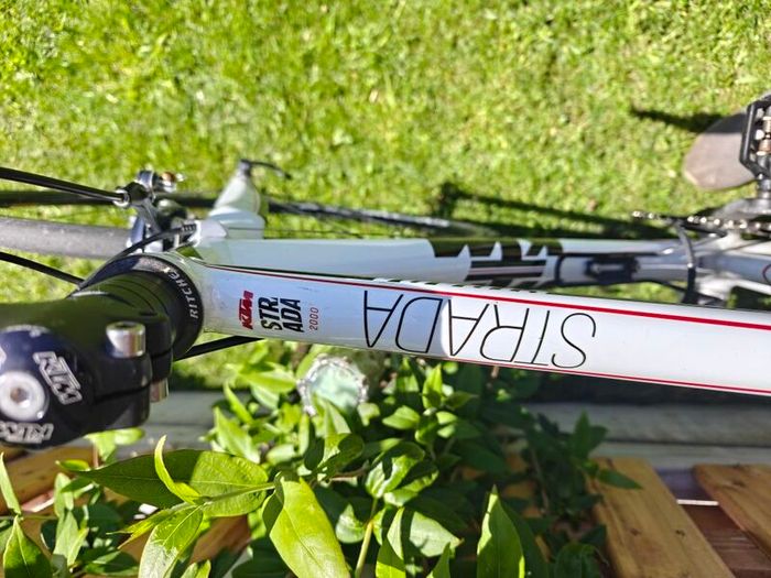 KTM Strada 2000 Road Bike + Campagnolo Neutron Ultra Wheels