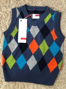 Boys vest 9-12 months