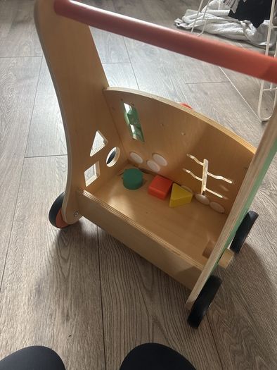 baby walker