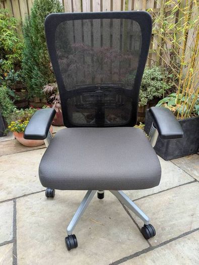 ergonomic office chair