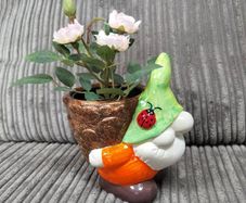 Artificial Flowers in Gonk Plant Pot