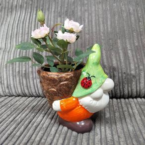 Artificial Flowers in Gonk Plant Pot