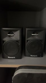 speakers