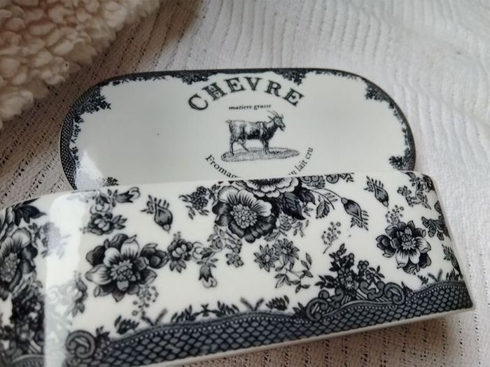 slightly vintage M&S cheese dish