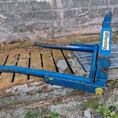 Fleming bale handler