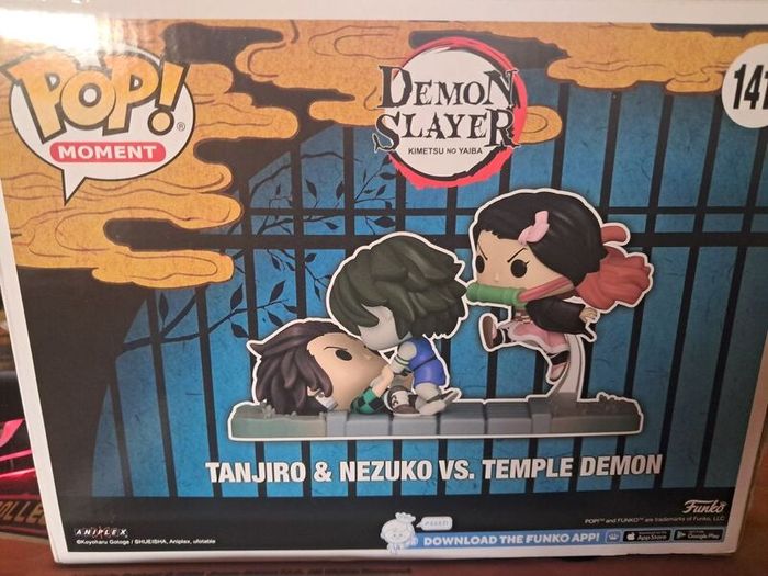 tanjiro and nezuko vs temple demon pop moment