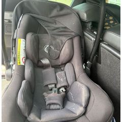 Turtle air by nuna car seat and isofix