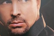 Garth Brooks  - The Ultimate Hits. 2 CD + DVD.