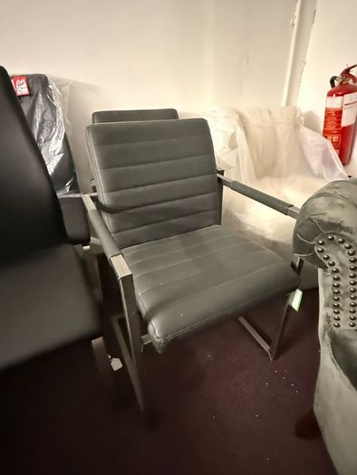 Gorgeous chairs for cafe or bedrooms from 40 ea