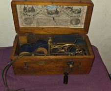 Antique Magneto Shock Therapy Machine