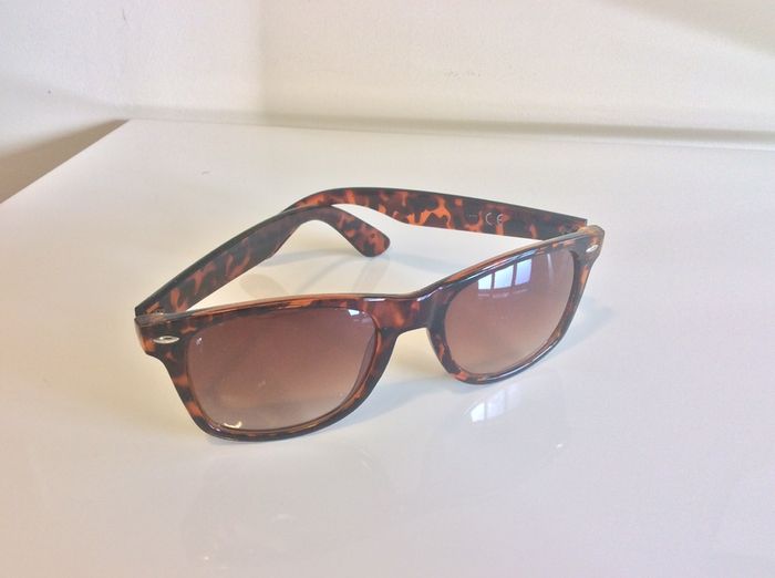 Ladies Tan & Brown Tortoiseshell Designed Sunglasses 10.00 euro