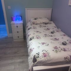 single bed and locker