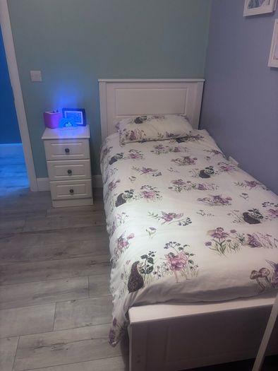 single bed and locker