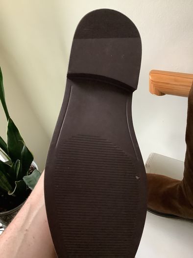NOKWOL 100% suede , new, UK8