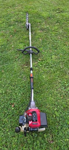 Long hedge trimmer